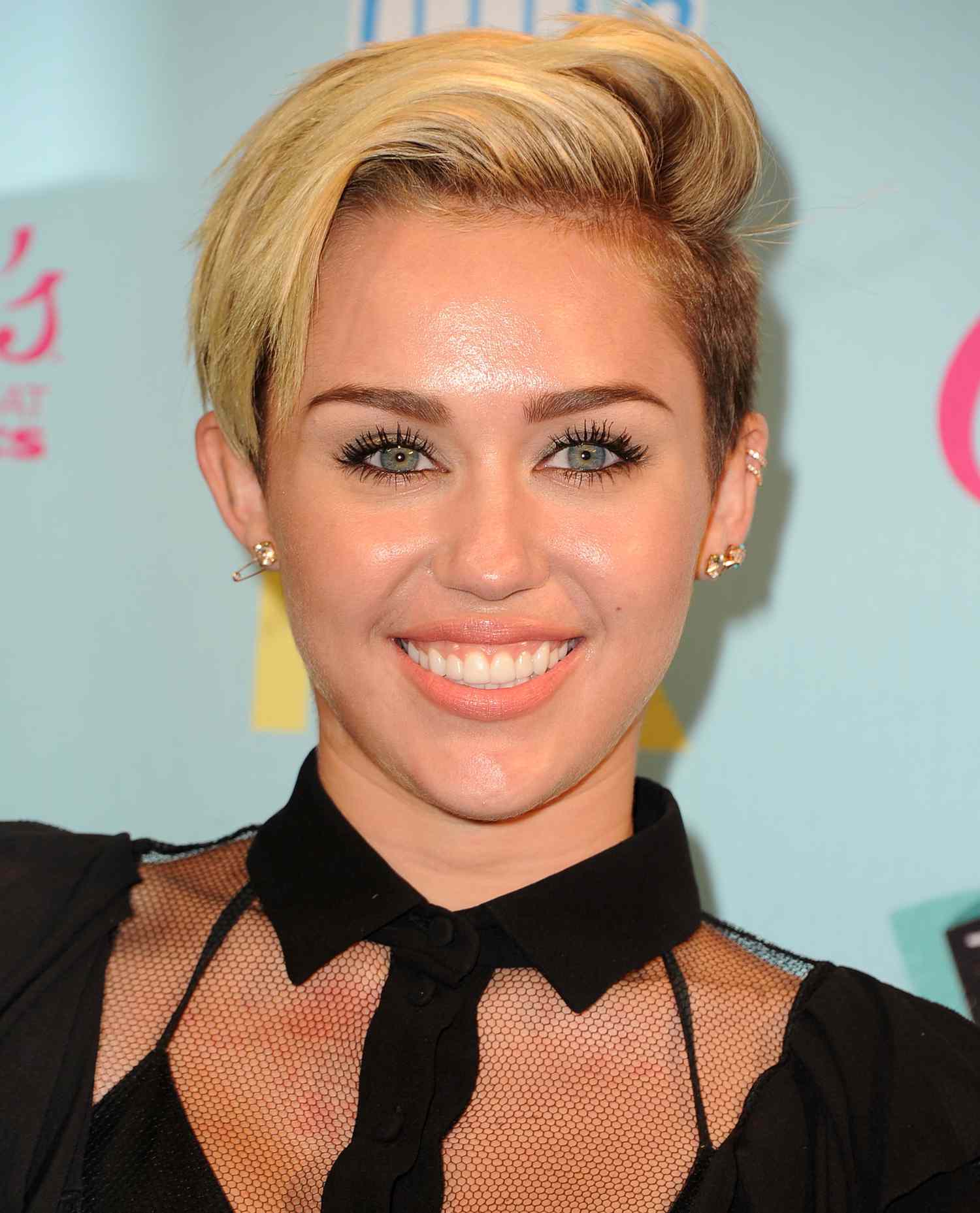 Miley Cyrus at 2013 Teen Choice Awards