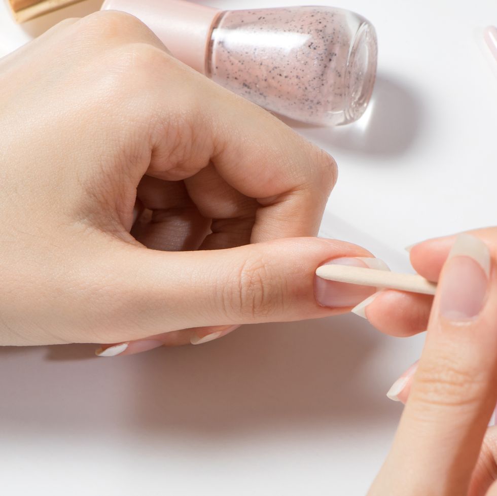 manicure push back the cuticle