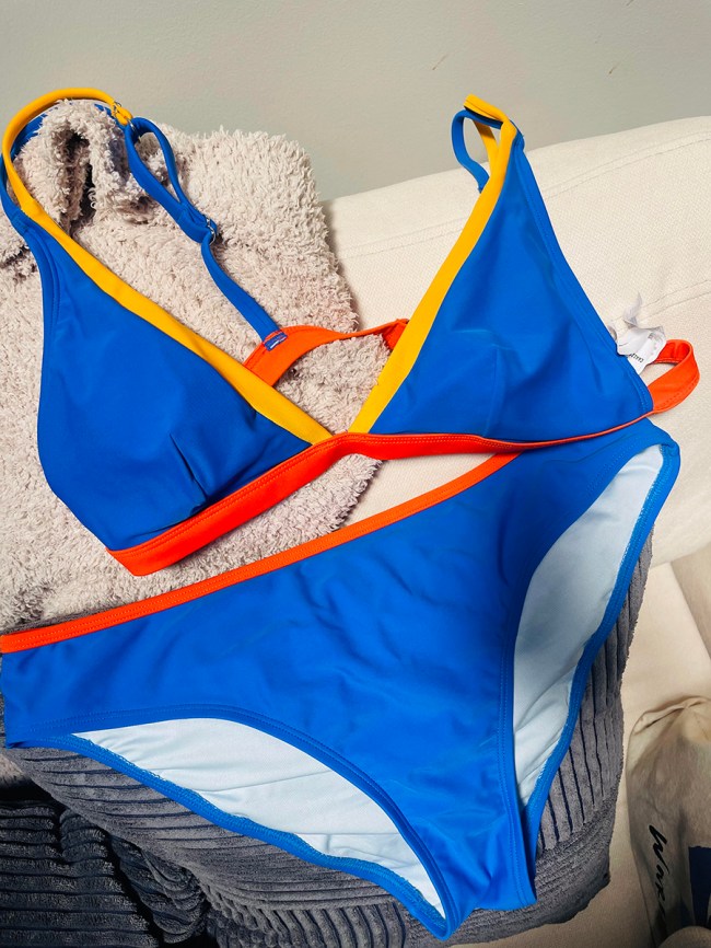 CUPSHE Color Block Bikini 