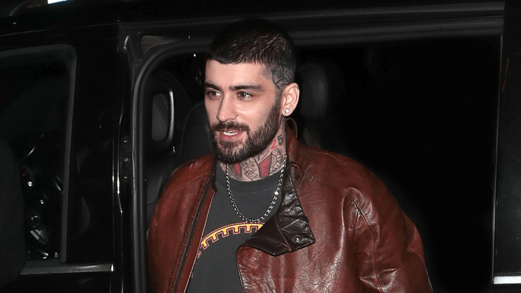 Zayn Malik Sported a $35 Aaliyah T-Shirt, and It Surprisingly Hasn’t Sold Out Yet