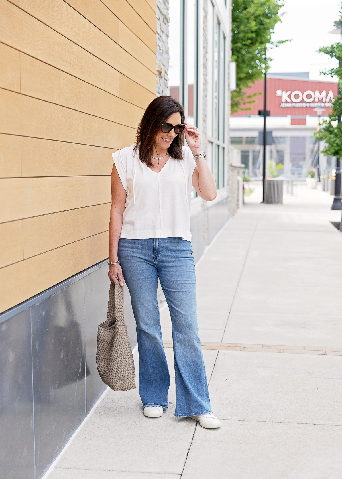 How to Shop for Jeans Online: Denim Measurements & Fabric Composition