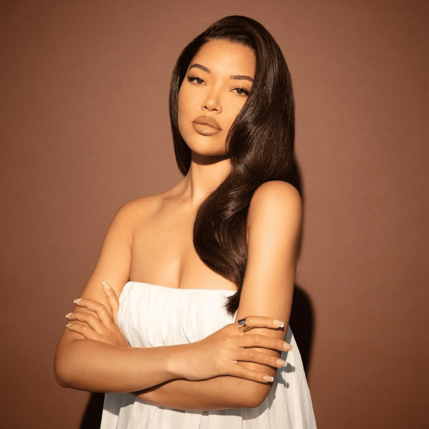 ming lee simmons with espresso brunette hair