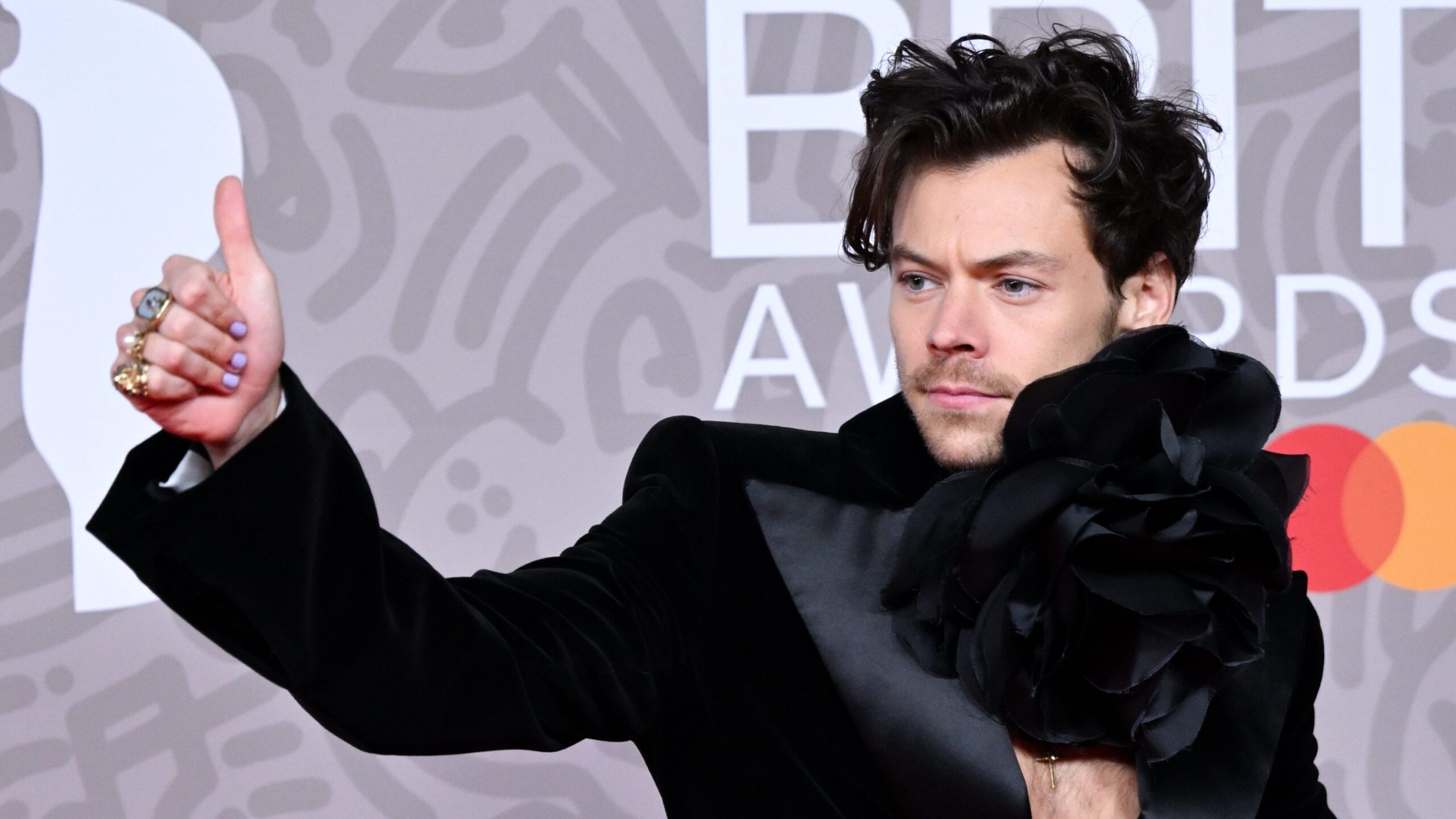 Harry Styles Teams Up With J.W. Anderson for the Nail Polish Collab of Our Dreams