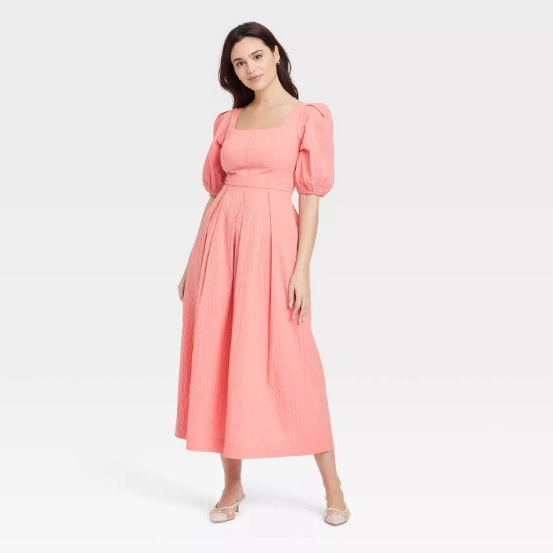 Last-Minute Valentine's Day Dresses 2025: Retailers With Fast Shipping