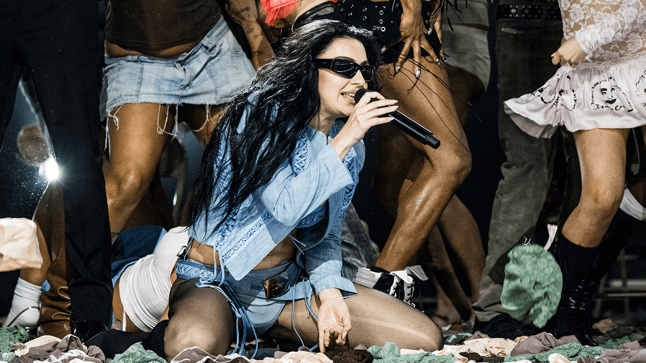 Found: Charli xcx’s Iconic Party Girl Sunglasses & 5 Under-$20 Alternatives on Amazon