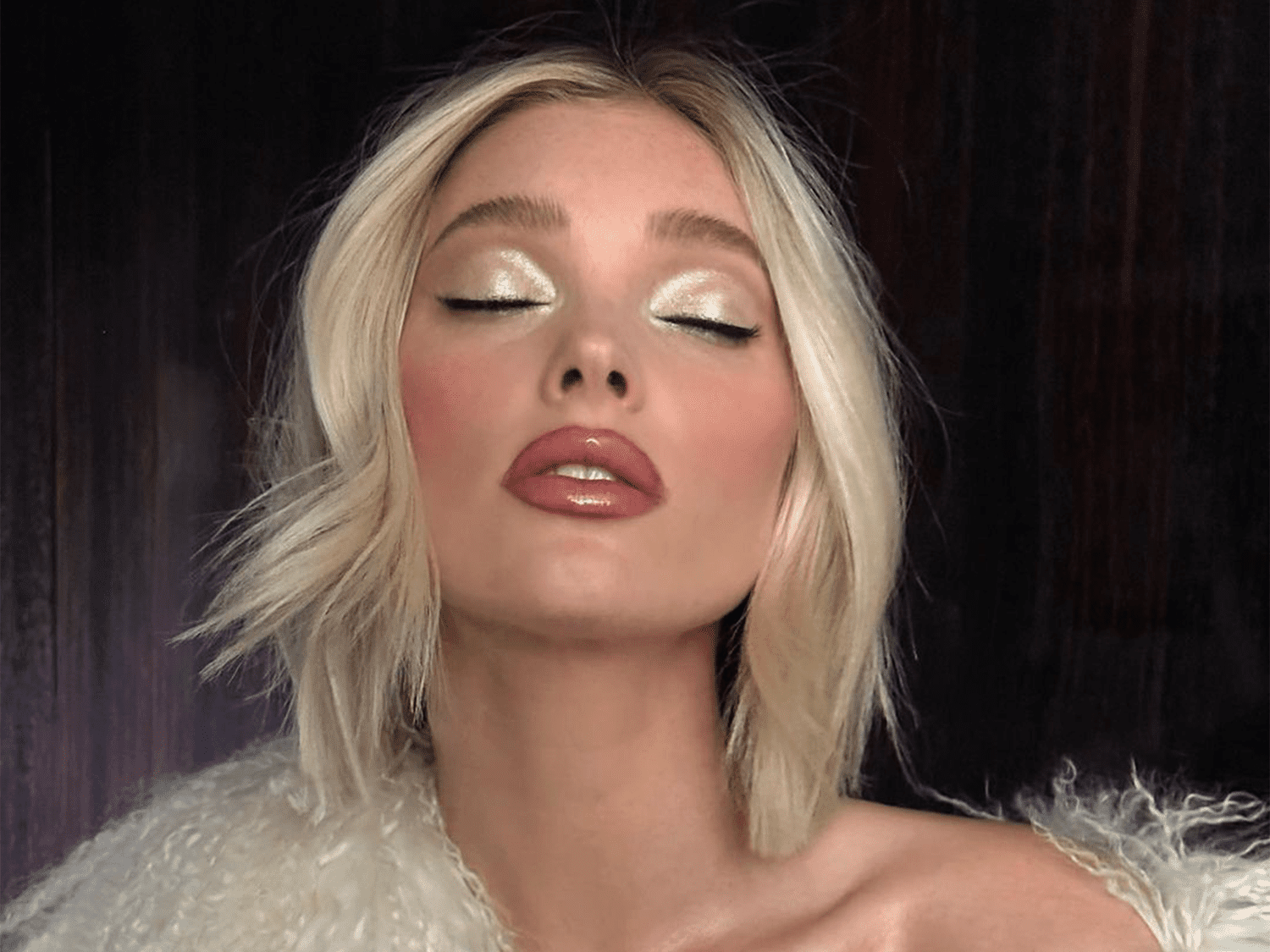 Elsa Hosk wearing highlighter as eyeshadow 