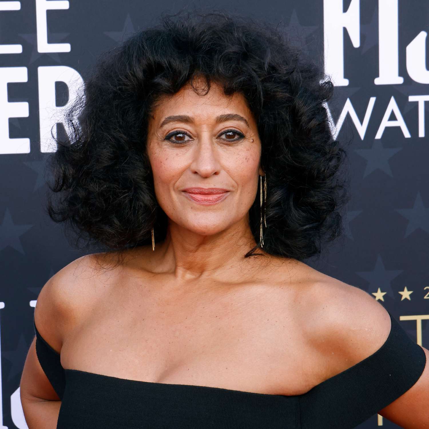 Tracee Ellis Ross with a bouncy lob at the Critics Choice Awards